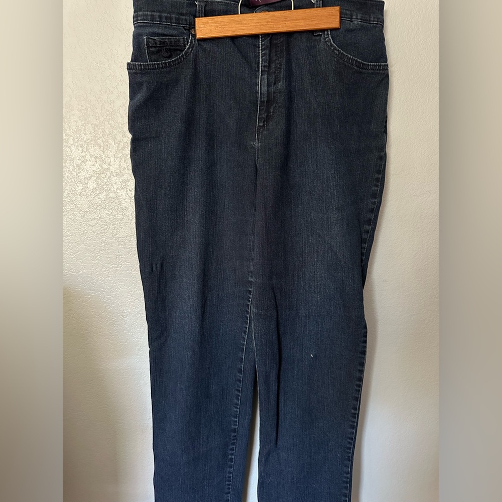Gloria Vanderbilt Blue Jeans Size 12 Average